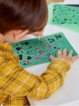 Игровой набор HAPE "Радужные блестки" с трафаретами (E1071_HP)