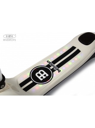 Детский самокат со светом и звуком цвет: молочный(HB-818)
