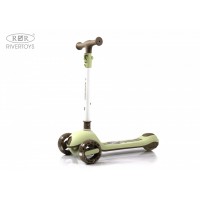 Детский самокат со светом и звуком цвет: зеленый (HB-818)